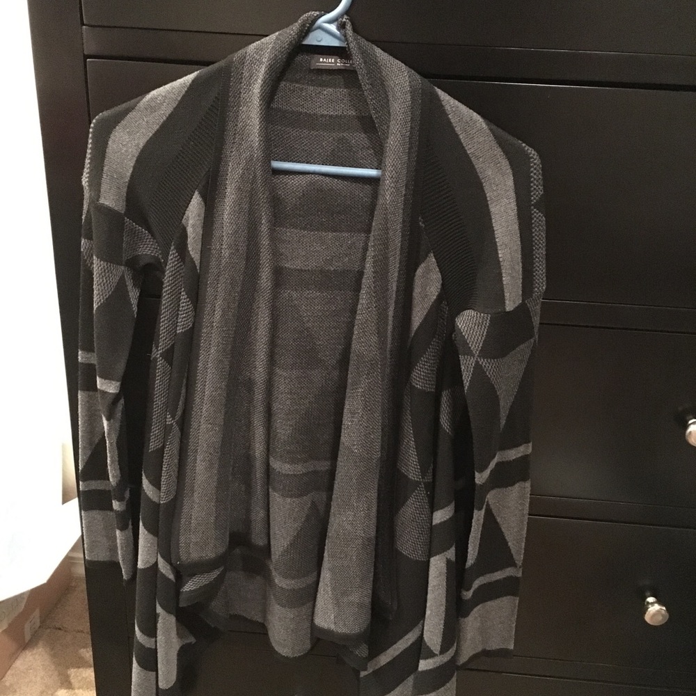 Women’s Black and Gray Cardigan
